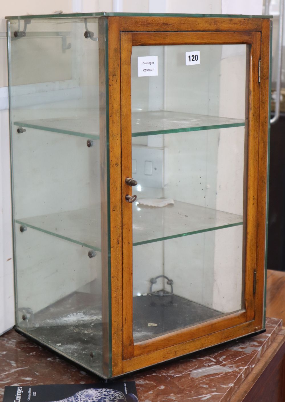 A 1930s table top display cabinet, W.37cm, D.31cm, H.61cm